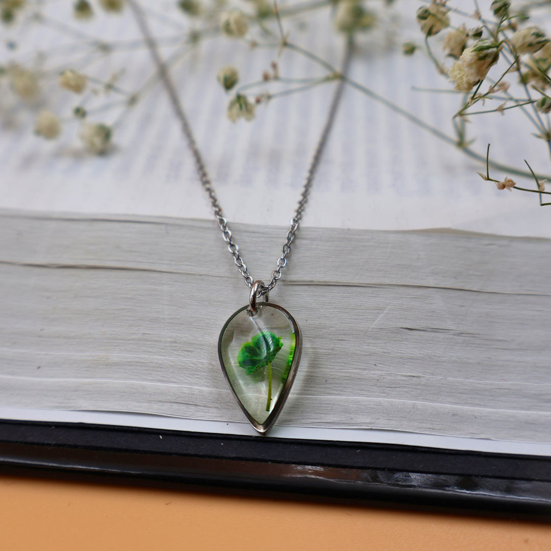 Water Drop Necklace ( 1 cm)