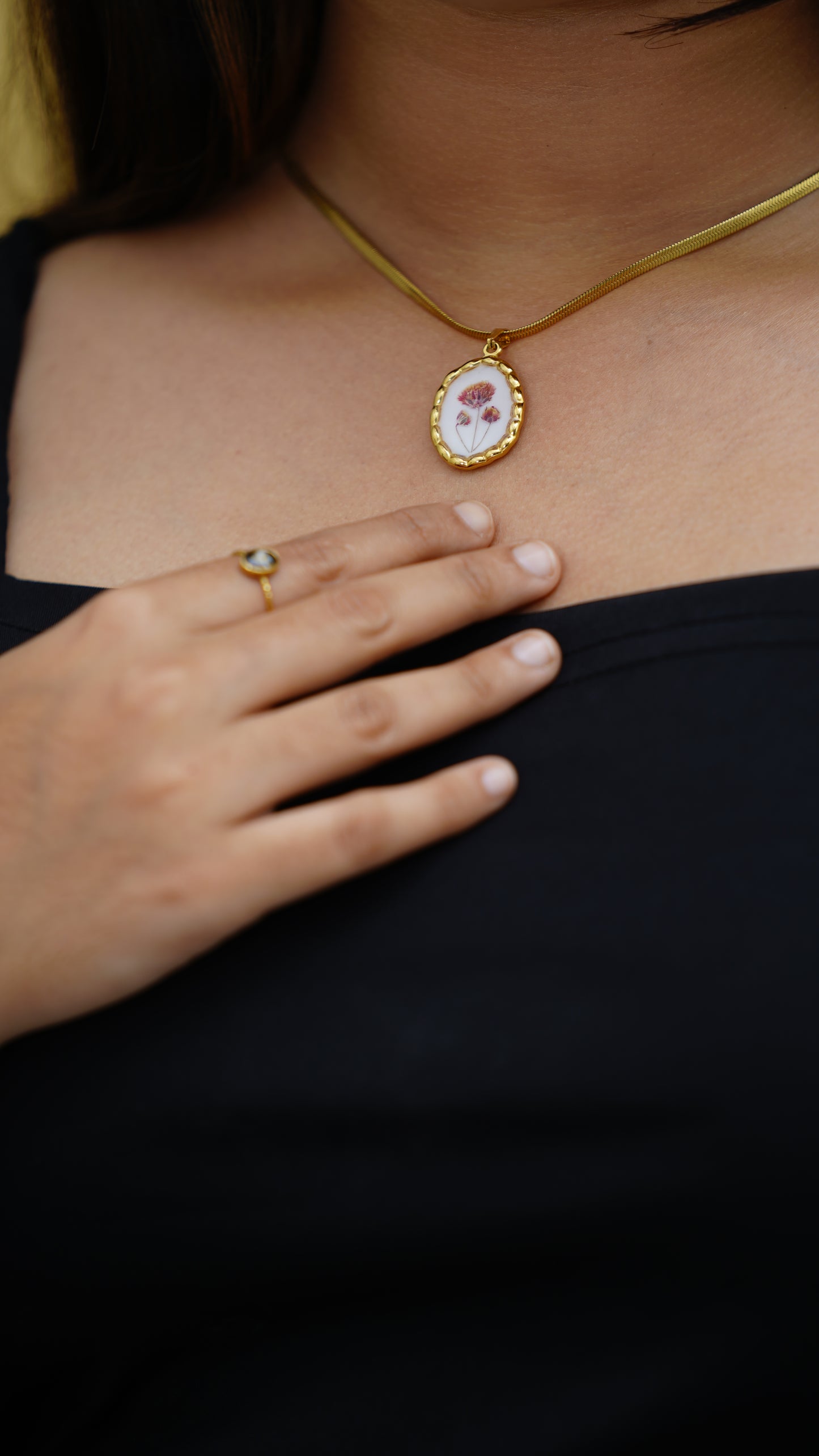 Gaara Necklace (18K Gold Plated)