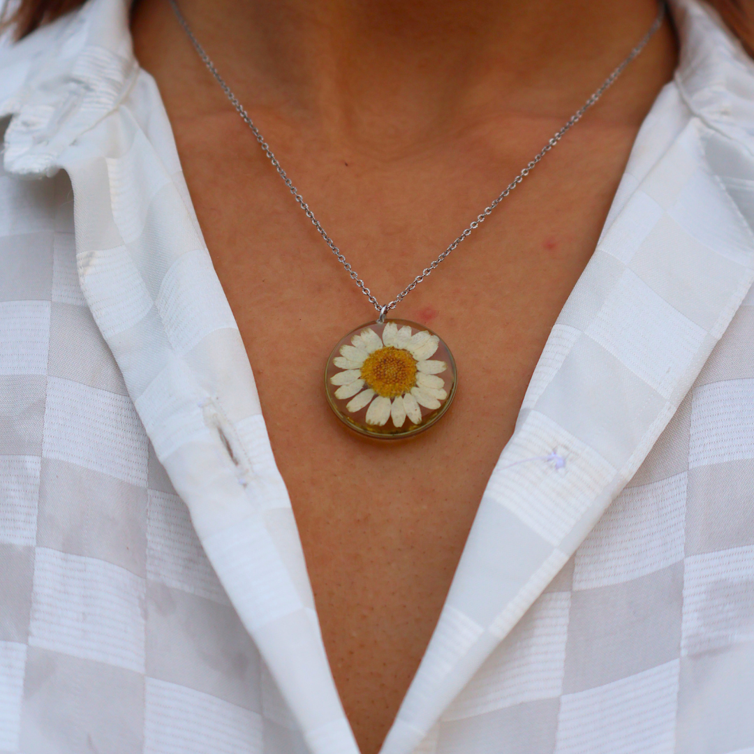 Daisy Necklace