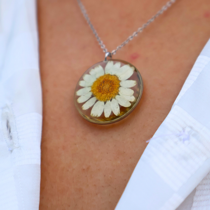 Daisy Necklace