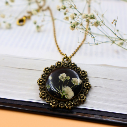 Antic - classy Black Necklace