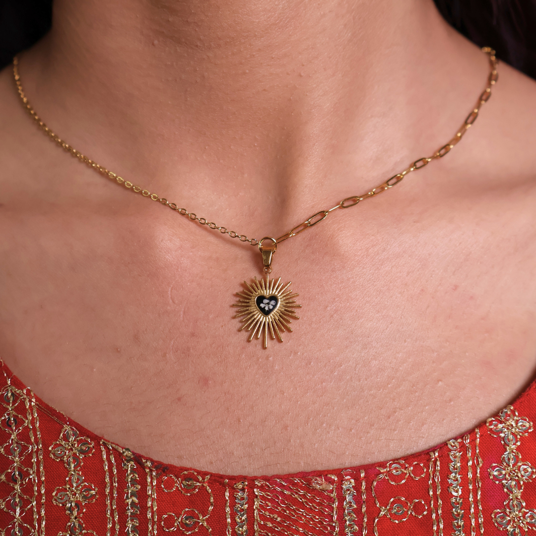 Golden Blossom Necklace (18K Gold Plated)