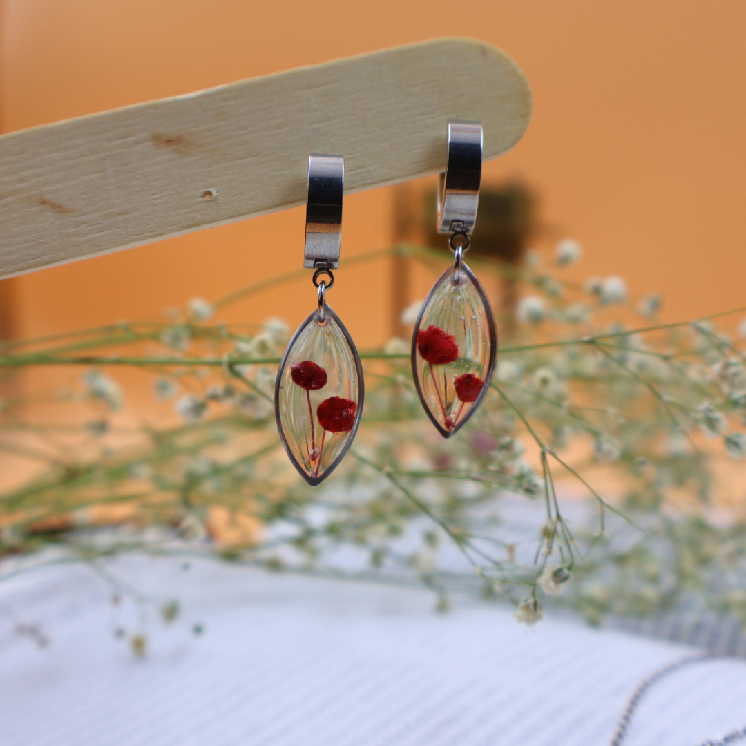 Red Gypsophila Necklace Jewellery set