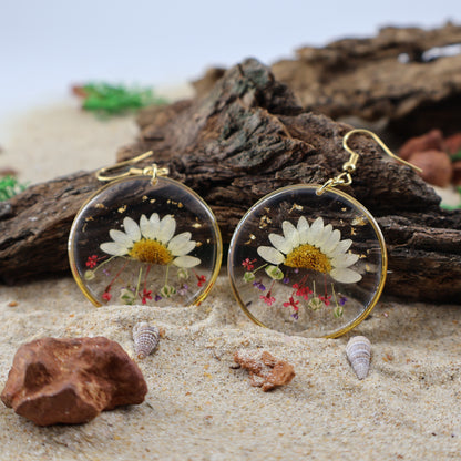 Magical Daisy earring