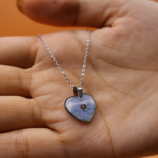 Tiny Forget me not Necklace