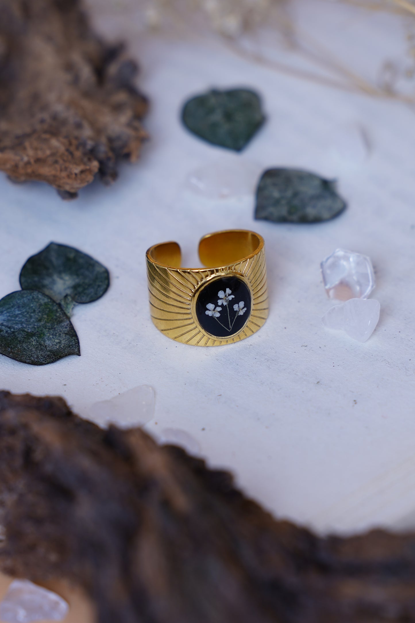 Black ONYX Ring 18k gold